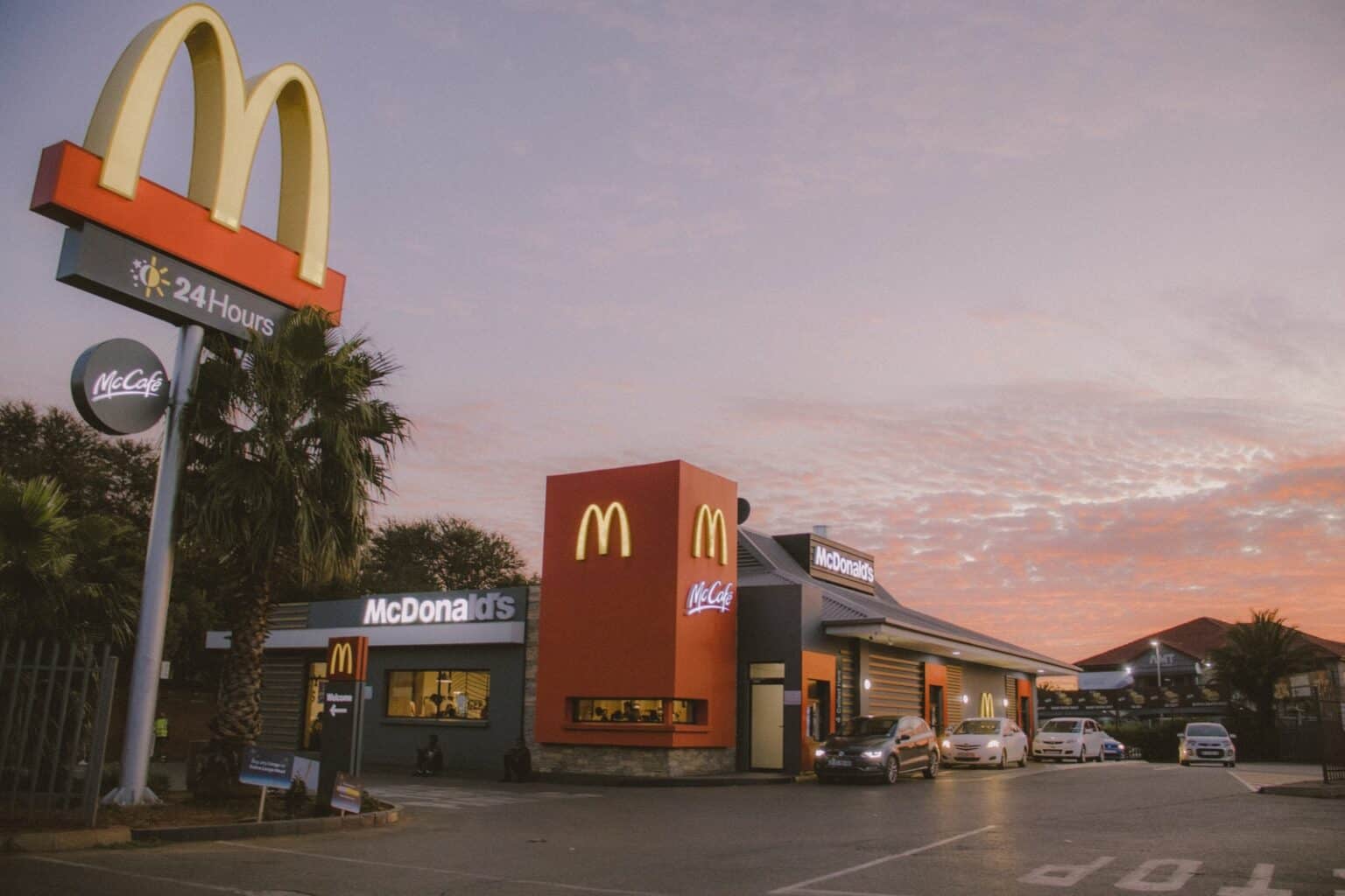 Where is the World's Largest McDonald's? - LargestandBiggest.com