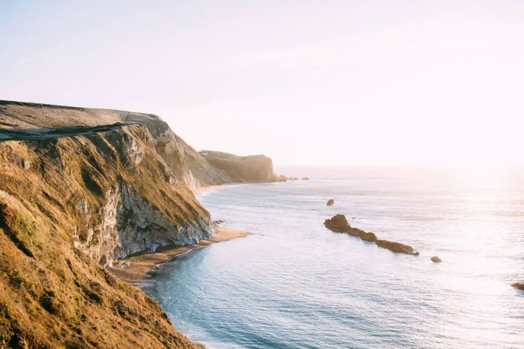 cliff near sea during daytime