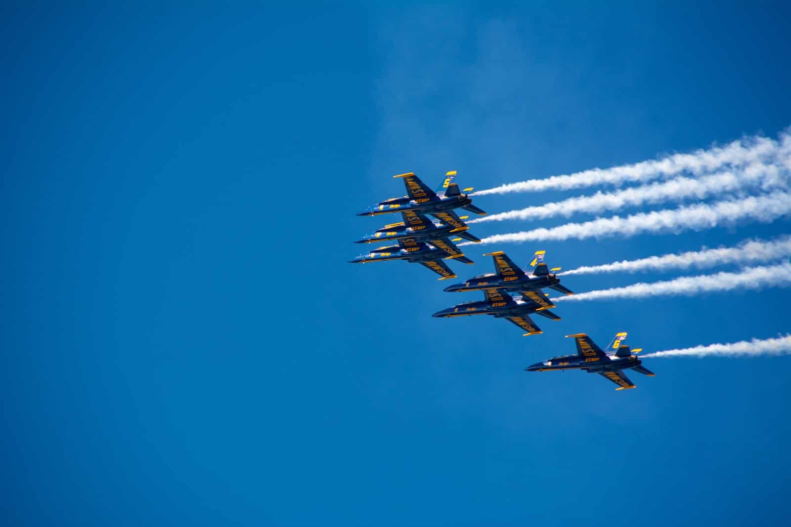 black jet planes during daytime